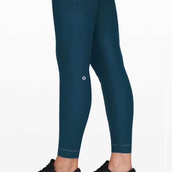 Lululemon Zoned In Tight 27" In Night Diver Size 4 - Picture 11 of 13